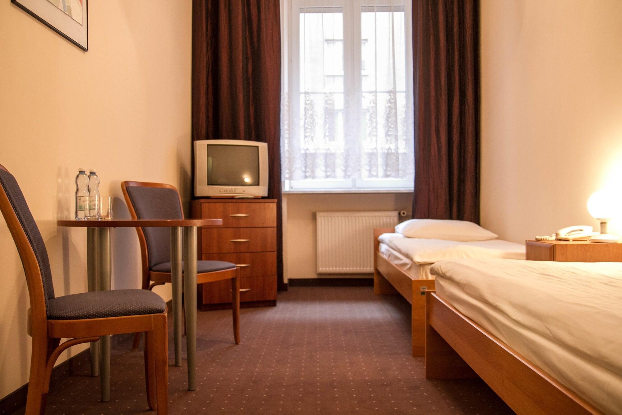 Hotel Mazowiecki Wow Warsaw Luaran gambar