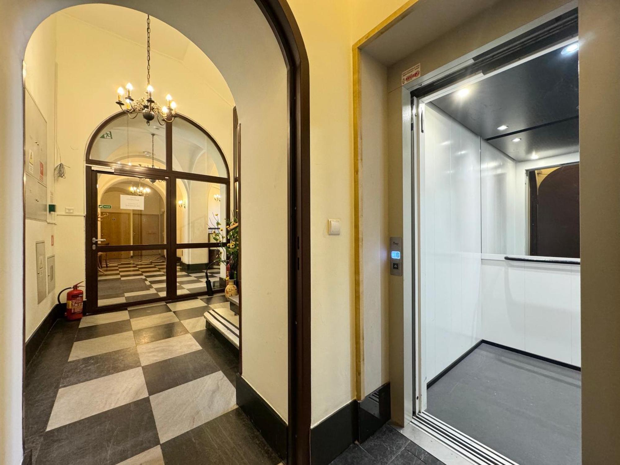 Hotel Mazowiecki Wow Warsaw Luaran gambar