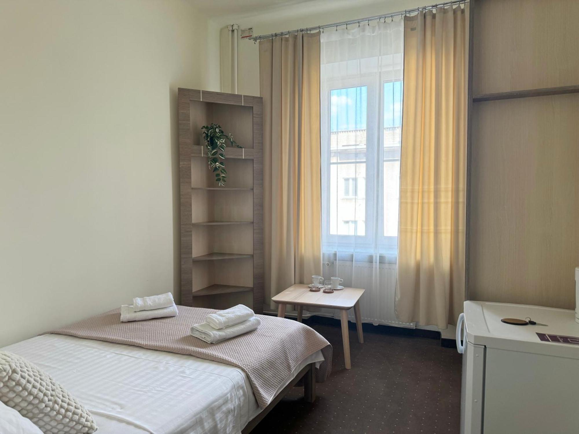 Hotel Mazowiecki Wow Warsaw Bilik gambar